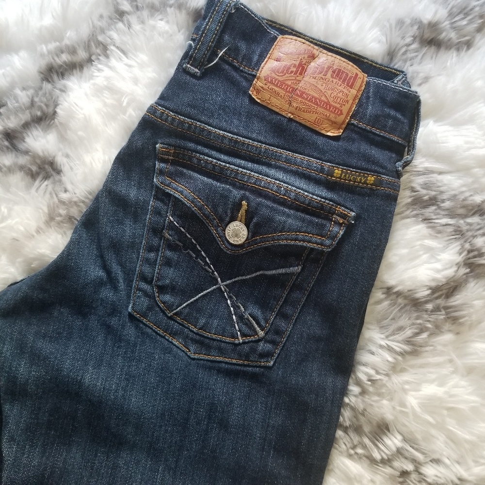 Lucky brand Jean's sassy rider r size 2/26
